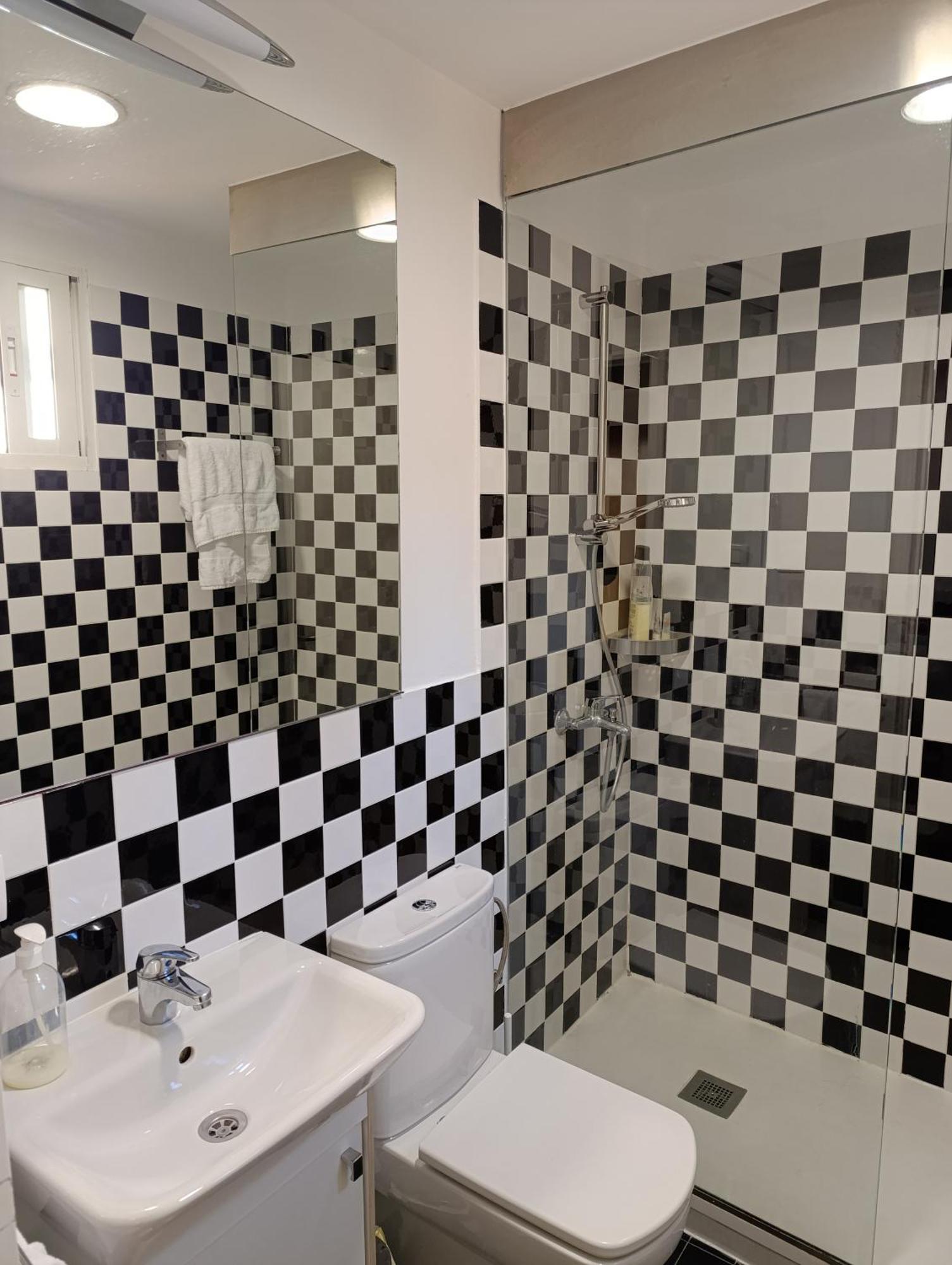 Apartamento En Huertas Madrid Exterior foto